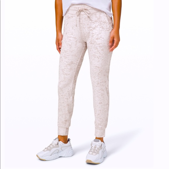 lululemon athletica Pants - NWT* Lululemon Jogger 29”